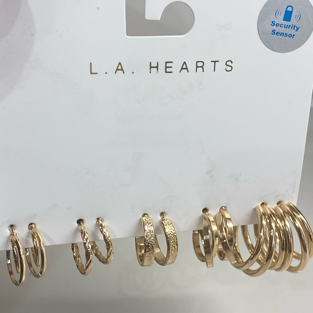 L.A. HEARTS 5 PACK EARRINGS NEW